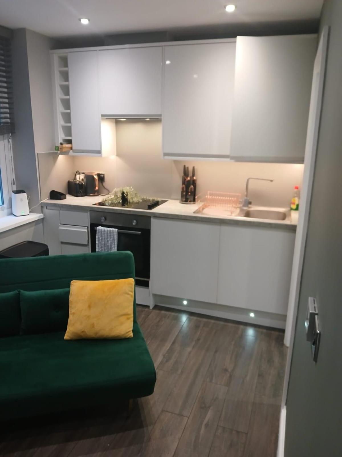 Beautiful Brighton Apartment, 5Min Walk To Beach Kültér fotó
